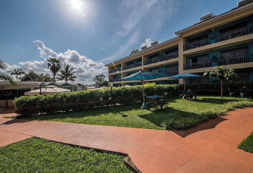 هتل Dolphin Suites