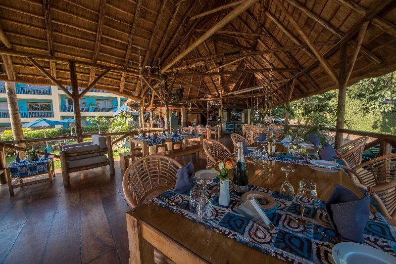 هتل Dolphin Suites