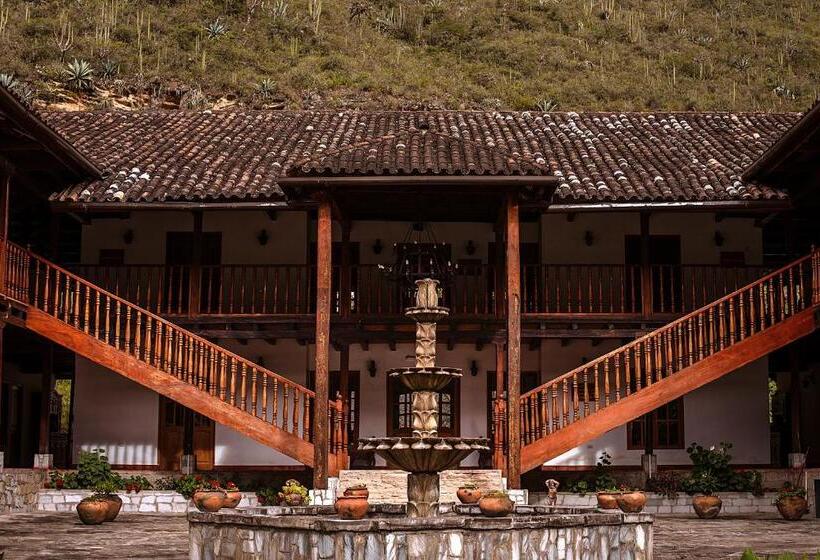 Отель Fundo Achamaqui