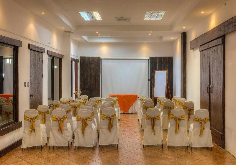 فندق Hacienda La Pacifica