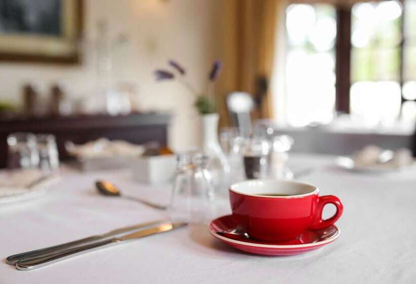 Отель Hathaway Guest House