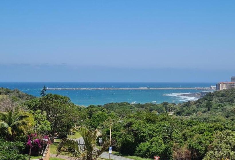 Отель Hathaway Guest House