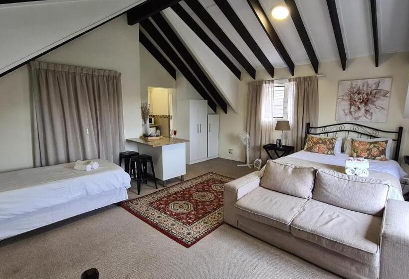 Отель Hathaway Guest House