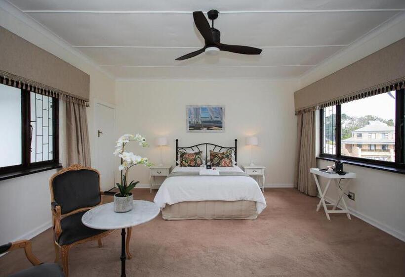 Отель Hathaway Guest House