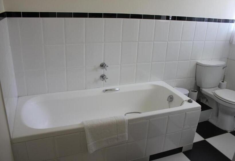 هتل Hathaway Guest House