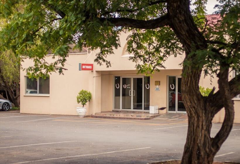 Hotel Horseshoe Inn And Conference Center