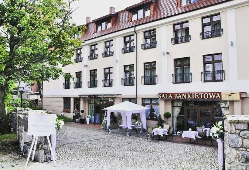 Отель I Restauracja Pod Orłem