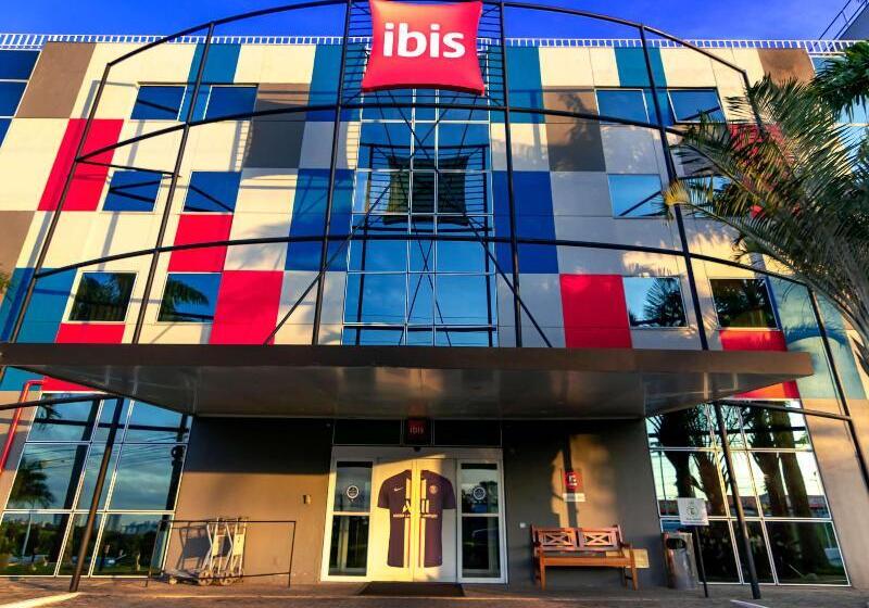 Отель Ibis Vitoria Aeroporto