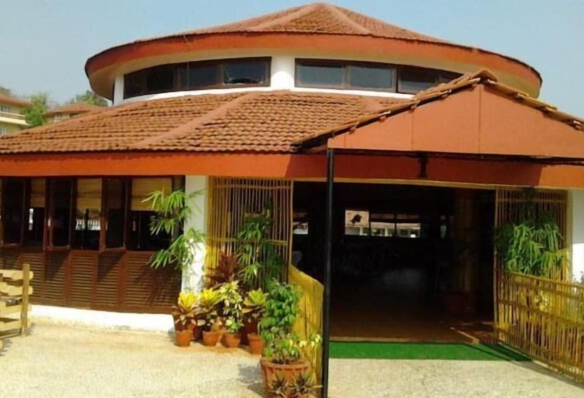 هتل Indismart Woodbourne Resort