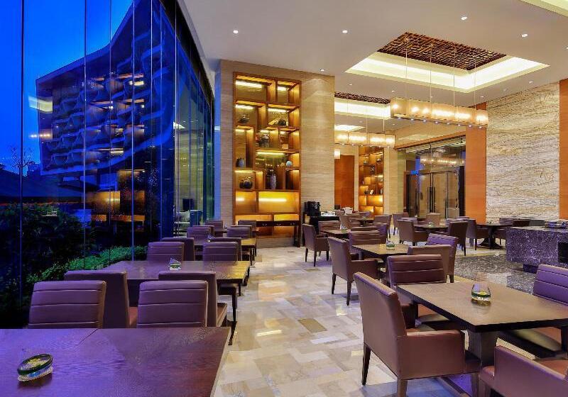 Отель Intercontinental Sancha Lake, An Ihg