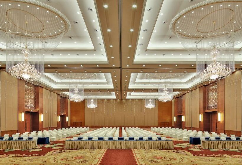 בית מלון כפרי Intercontinental Sancha Lake, An Ihg