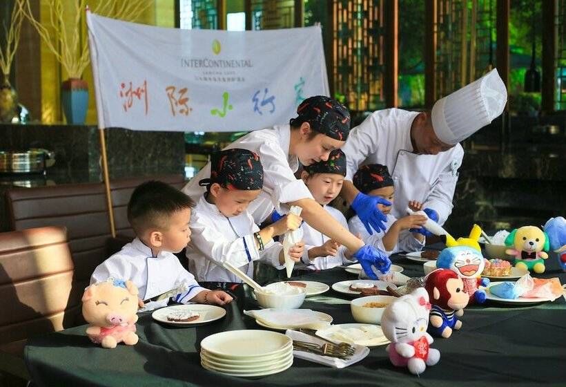 בית מלון כפרי Intercontinental Sancha Lake, An Ihg