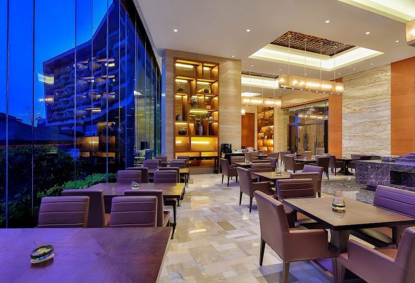 Отель Intercontinental Sancha Lake, An Ihg