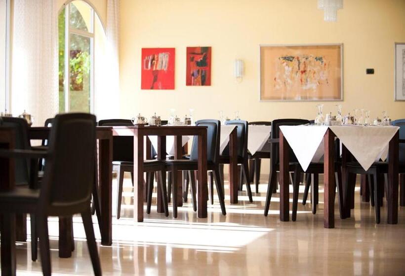 Отель Internazionale