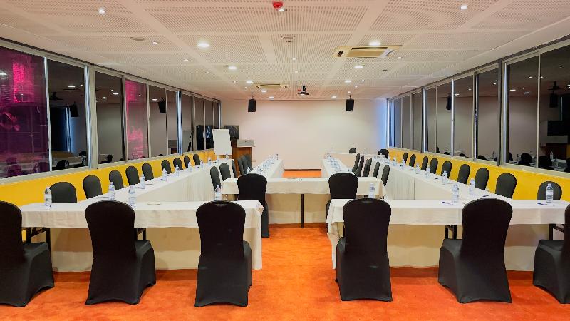 هتل Kabira Country Club