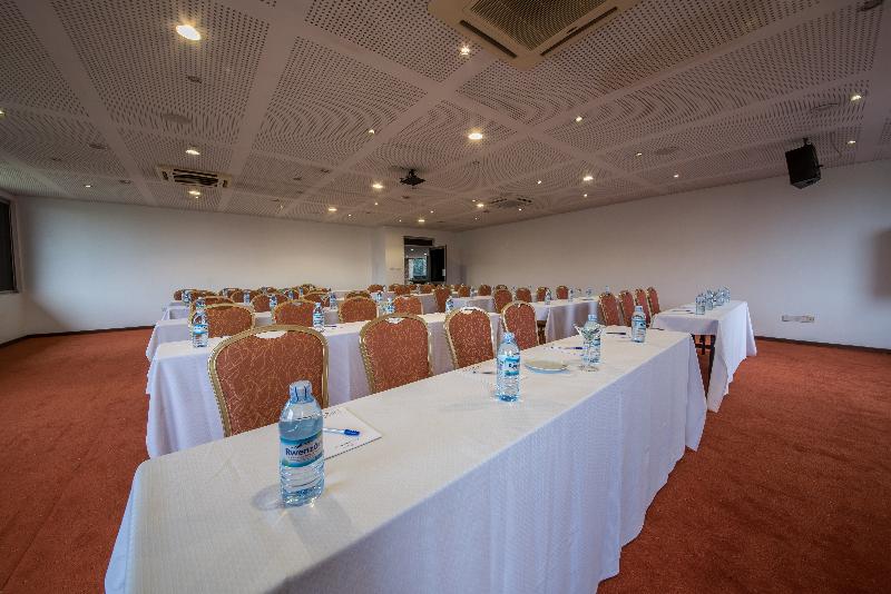 هتل Kabira Country Club