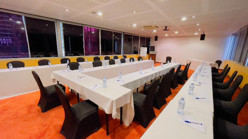 هتل Kabira Country Club