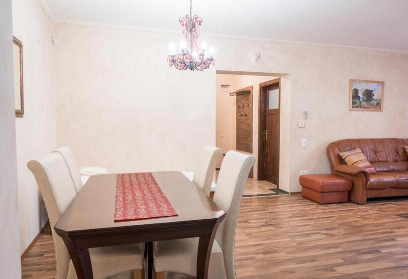 酒店 Kaiser Panzió