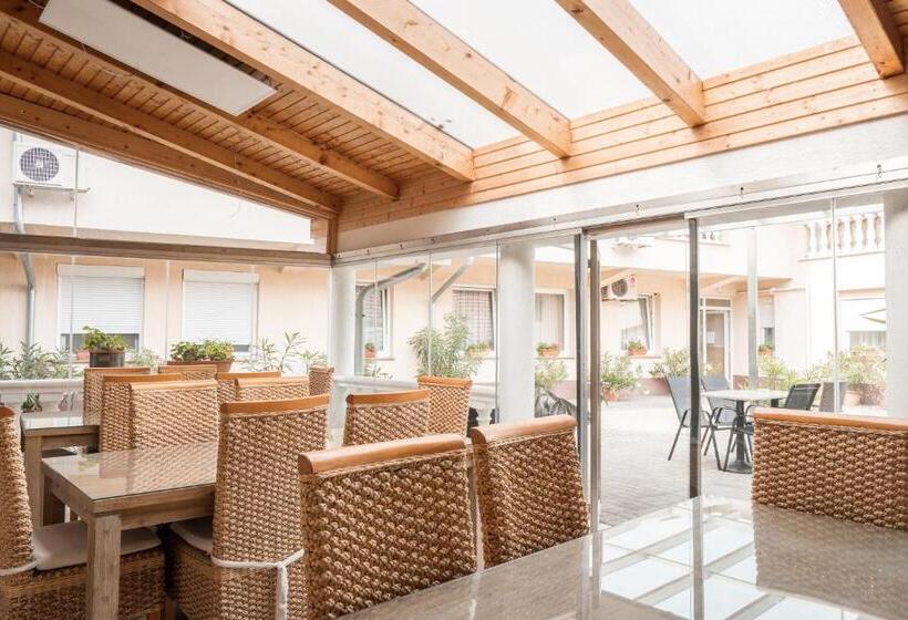 酒店 Kaiser Panzió