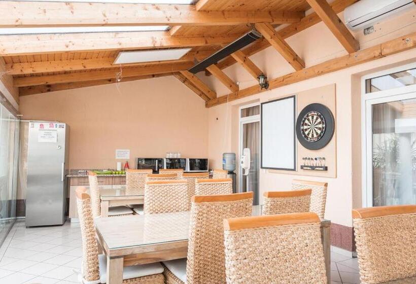 酒店 Kaiser Panzió