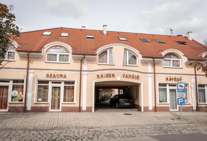 酒店 Kaiser Panzió