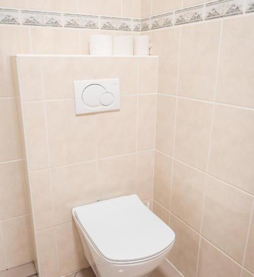 酒店 Kaiser Panzió