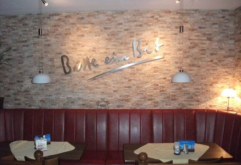 ホテル Kenner Treff