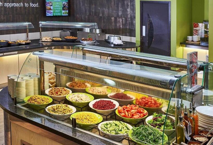 ホテル Kents Hill Park Training & Conference Centre