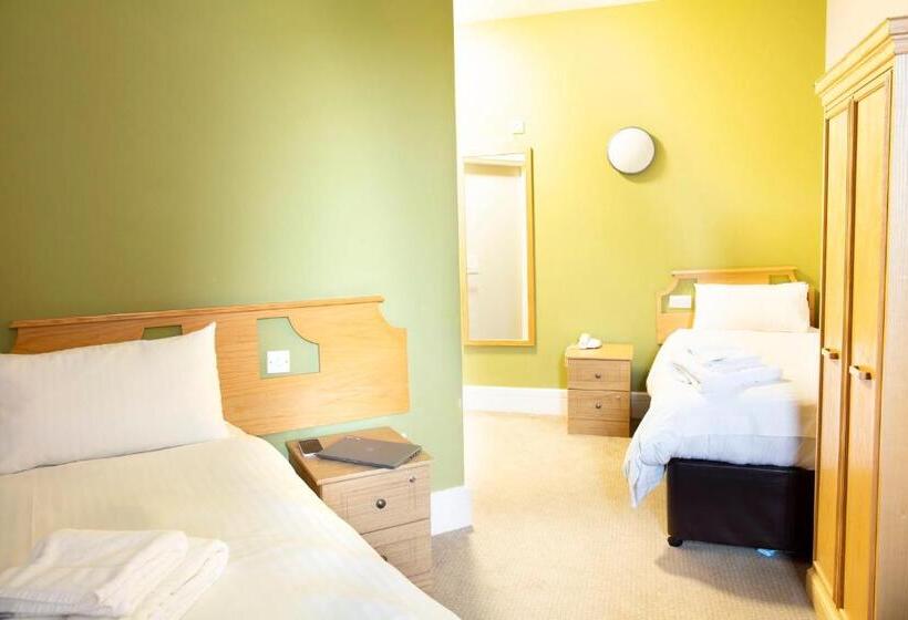 ホテル Kents Hill Park Training & Conference Centre