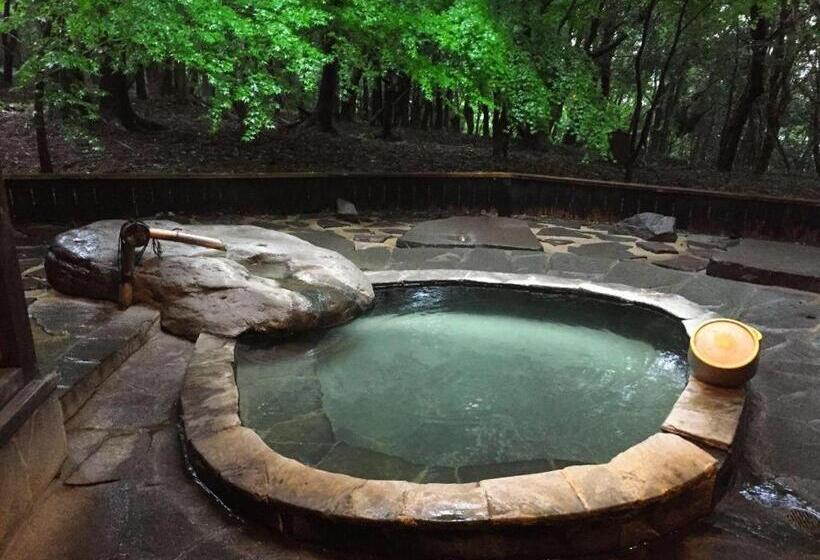 בית מלון כפרי Kirishima Onsen Ryokojin Sanso