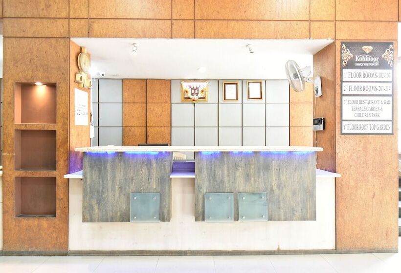 호텔 Kohinoor Plaza