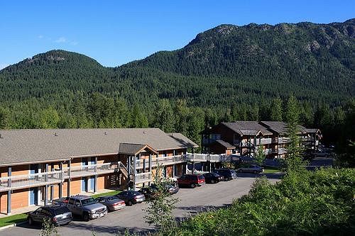 فندق Kokanee Springs Resort