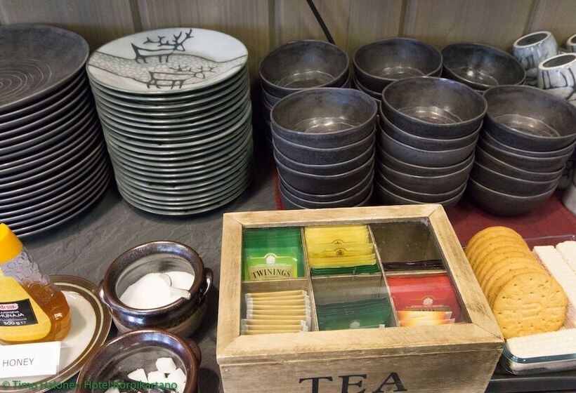 ホテル Korpikartano