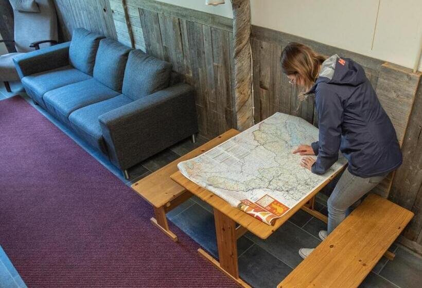 ホテル Korpikartano