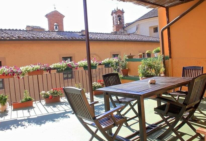 Отель La Terrazza Di Montepulciano