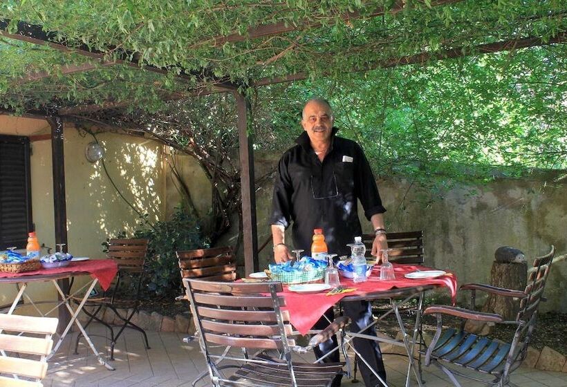 Отель La Terrazza Di Montepulciano