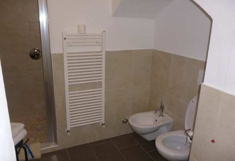 Отель La Terrazza Di Montepulciano