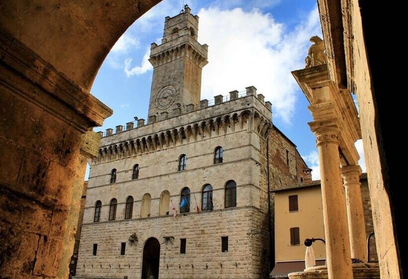 Отель La Terrazza Di Montepulciano