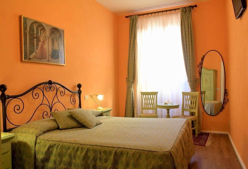 Отель La Terrazza Di Montepulciano