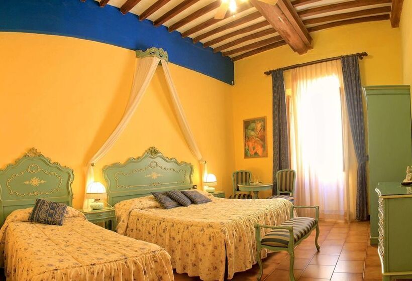 Отель La Terrazza Di Montepulciano