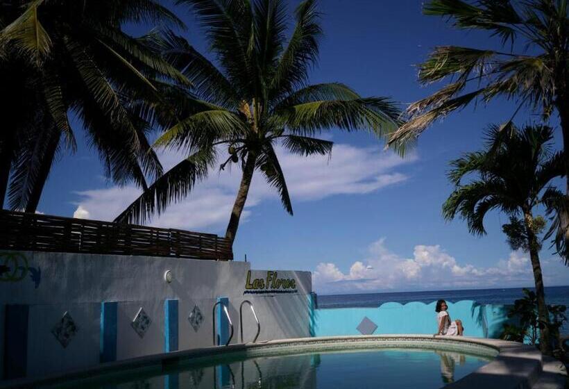 فندق Las Flores Beachside