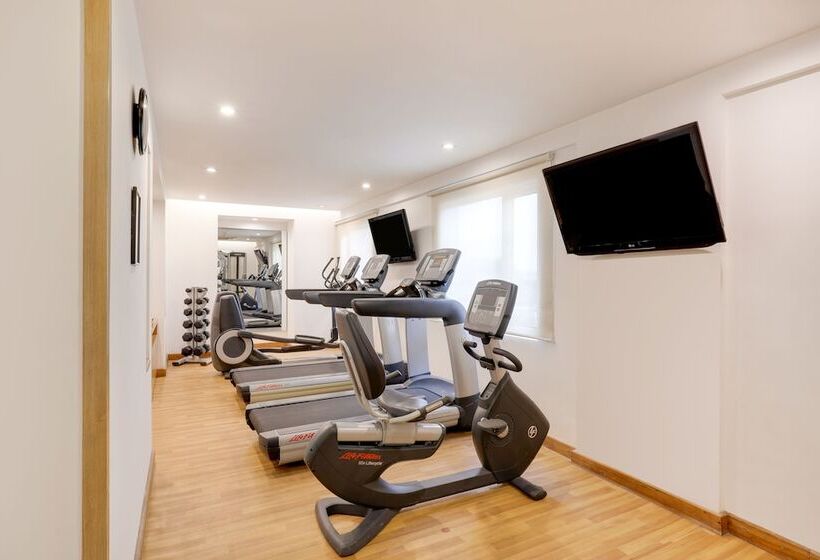 Lemon Tree Hotel Chandigarh