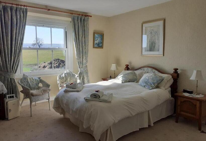 ホテル Lily Hill Farm