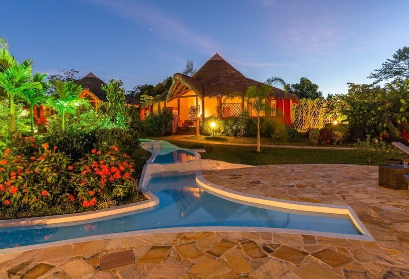 호텔 Loharano Lodge