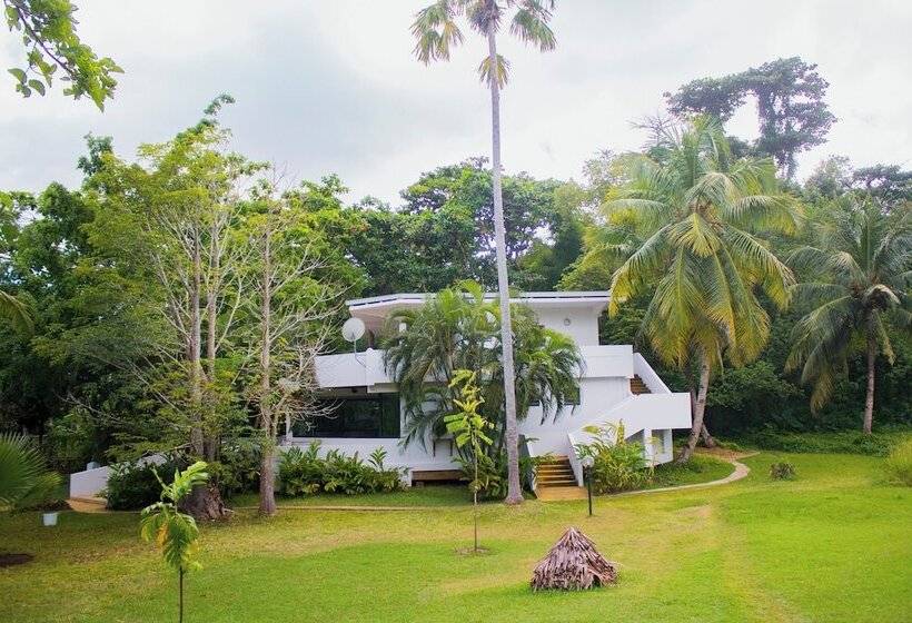 호텔 Loharano Lodge