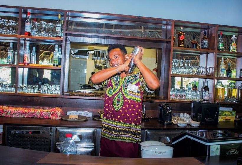 호텔 Loharano Lodge