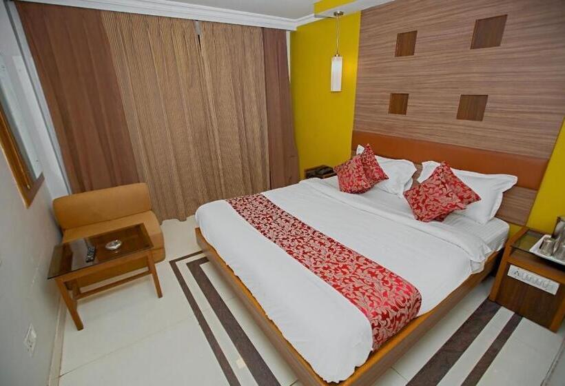 호텔 Maneck Residency