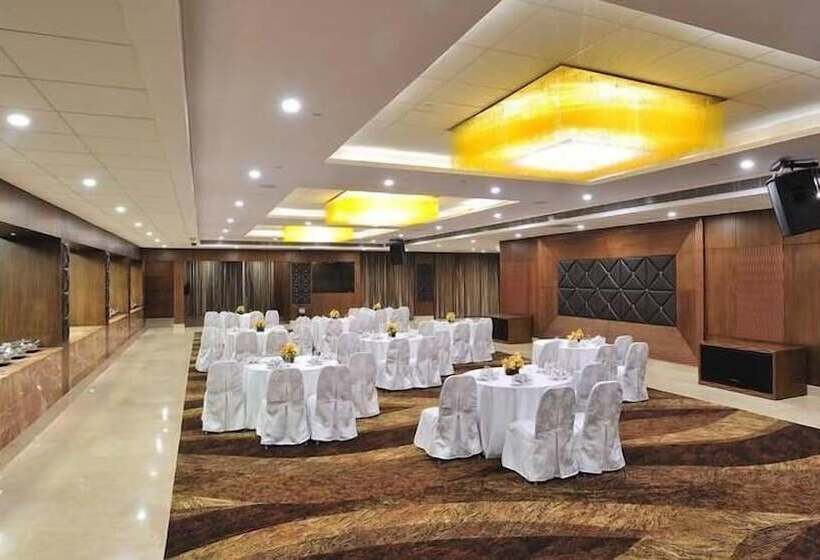 هتل Marina Shimla First Designer Boutique