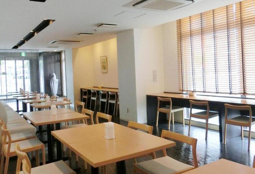 Отель Meitetsu Inn Chita Handa Ekimae