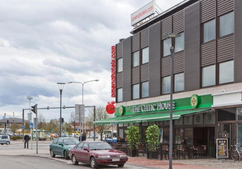 酒店 Omena Seinäjoki